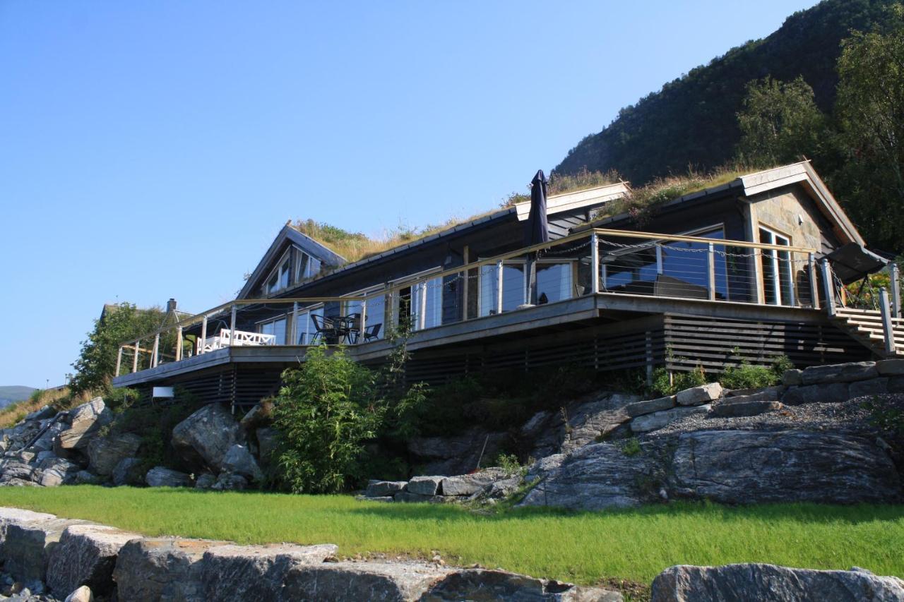 Smastranda Fjord Lodge Aheim エクステリア 写真