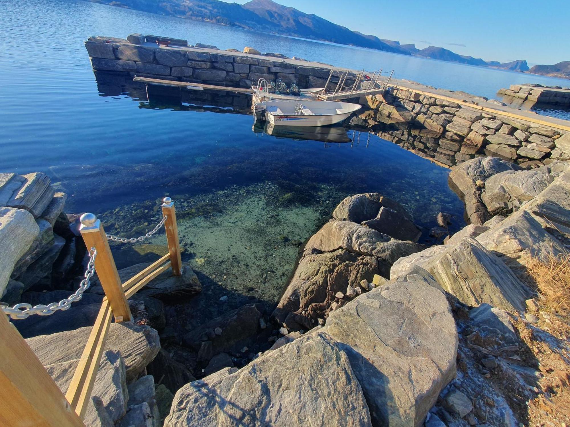 Smastranda Fjord Lodge Aheim エクステリア 写真